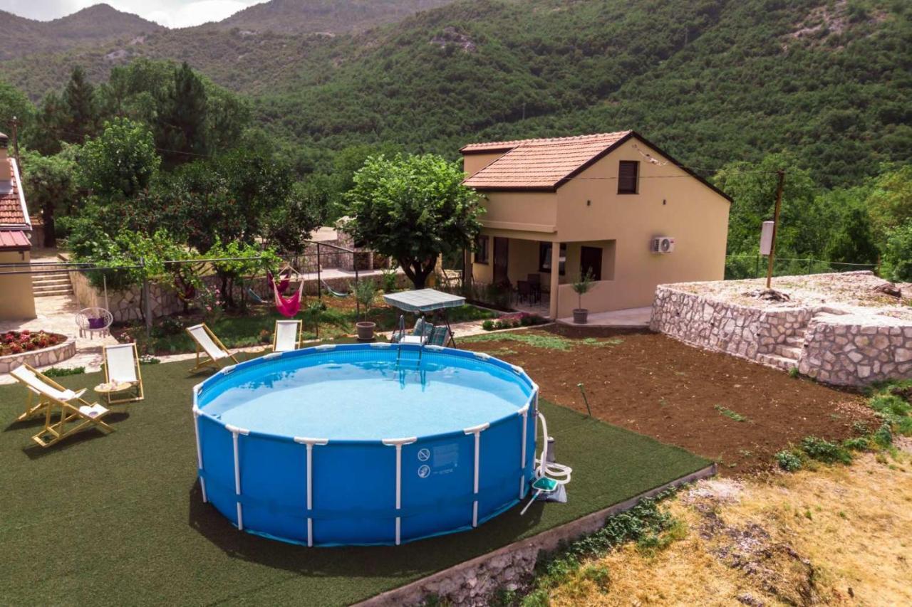 Aria Apartment Cetinje Luaran gambar